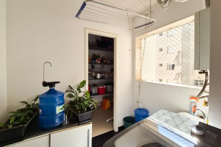 Apartamento à venda com 104m², 3 quartos e 2 vagas Apartamento à venda com 104m², 3 quartos e 2 vagasÁrea de Serviço