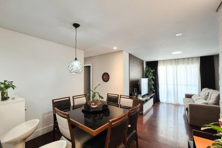 Apartamento à venda com 104m², 3 quartos e 2 vagas Apartamento à venda com 104m², 3 quartos e 2 vagasSala