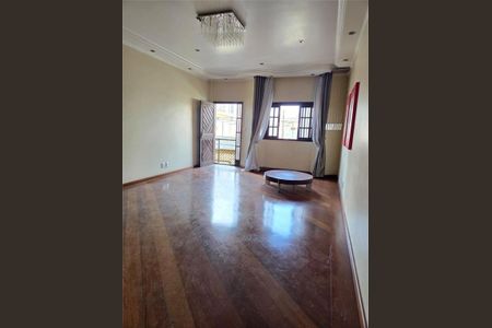 Casa à venda com 300m², 3 quartos e 3 vagas