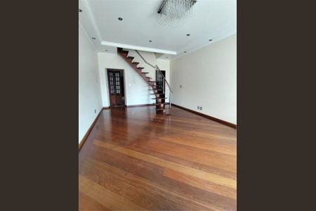 Casa à venda com 300m², 3 quartos e 3 vagas