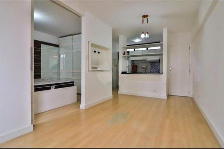 Apartamento à venda com 41m², 1 quarto e 1 vaga