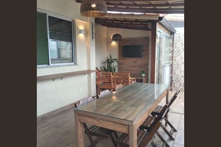 Apartamento à venda com 90m², 2 quartos e 1 vaga