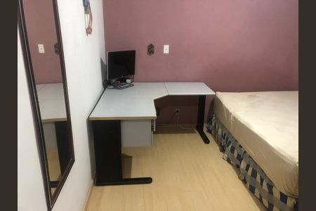 Casa à venda com 180m², 3 quartos e 4 vagas