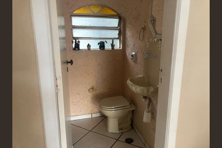 Casa à venda com 180m², 3 quartos e 4 vagas