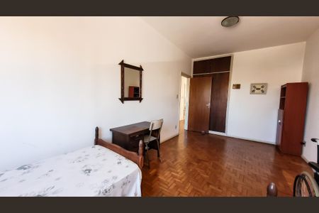 Casa à venda com 280m², 6 quartos e 2 vagasQuarto 1