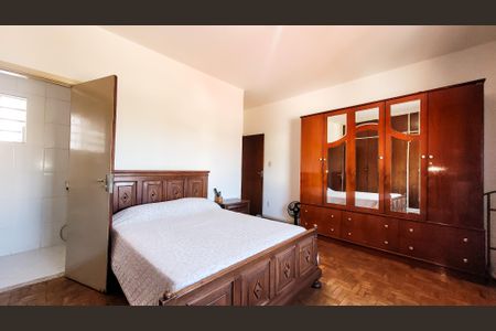 Casa à venda com 280m², 6 quartos e 2 vagasSuite 