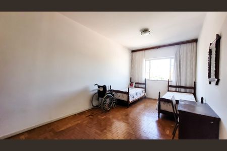 Casa à venda com 280m², 6 quartos e 2 vagasQuarto 1