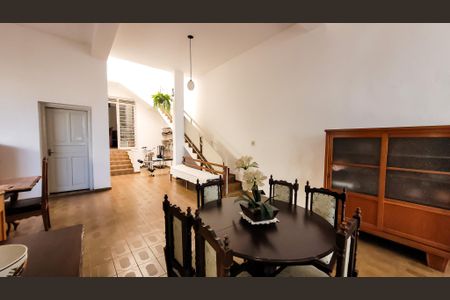 Casa à venda com 280m², 6 quartos e 2 vagasSala de Jantar