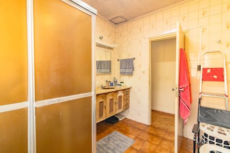 Casa à venda com 228m², 3 quartos e 2 vagas Casa à venda com 228m², 3 quartos e 2 vagasBanheiro do Quarto 2