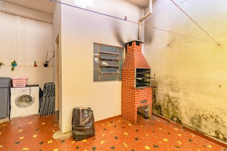 Casa à venda com 228m², 3 quartos e 2 vagas Casa à venda com 228m², 3 quartos e 2 vagasÁrea comum