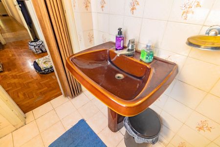 Casa à venda com 228m², 3 quartos e 2 vagas Casa à venda com 228m², 3 quartos e 2 vagasBanheiro do Quarto 2