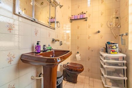 Casa à venda com 228m², 3 quartos e 2 vagas Casa à venda com 228m², 3 quartos e 2 vagasBanheiro do Quarto 2