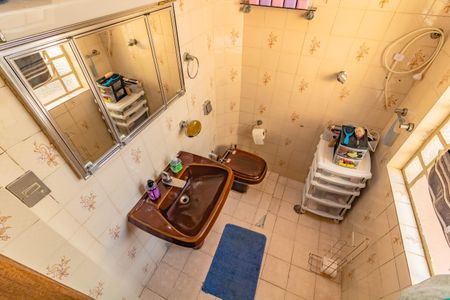 Casa à venda com 228m², 3 quartos e 2 vagas Casa à venda com 228m², 3 quartos e 2 vagasBanheiro do Quarto 2