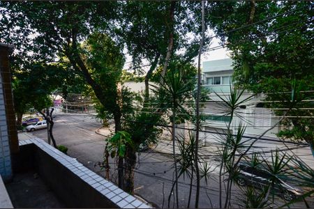 Casa à venda com 200m², 4 quartos e 2 vagas Casa à venda com 200m², 4 quartos e 2 vagasVista da Suíte 3