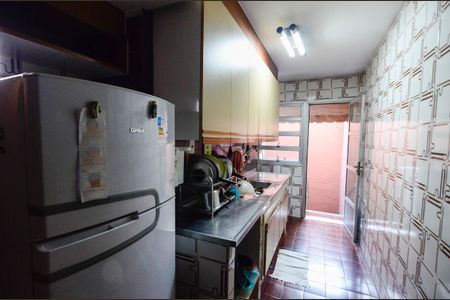 Casa à venda com 200m², 4 quartos e 2 vagas Casa à venda com 200m², 4 quartos e 2 vagasCozinha