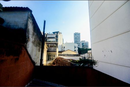 Casa à venda com 200m², 4 quartos e 2 vagas Casa à venda com 200m², 4 quartos e 2 vagasVista do Quarto 1