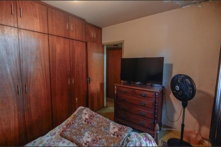 Casa à venda com 200m², 4 quartos e 2 vagas Casa à venda com 200m², 4 quartos e 2 vagasSuíte 3