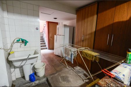 Casa à venda com 200m², 4 quartos e 2 vagas Casa à venda com 200m², 4 quartos e 2 vagasÁrea de Serviço
