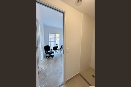 Apartamento à venda com 61m², 2 quartos e 1 vaga Apartamento à venda com 61m², 2 quartos e 1 vagaBanheiro