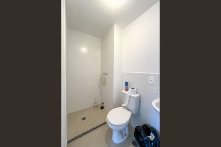 Apartamento à venda com 61m², 2 quartos e 1 vaga Apartamento à venda com 61m², 2 quartos e 1 vagaBanheiro