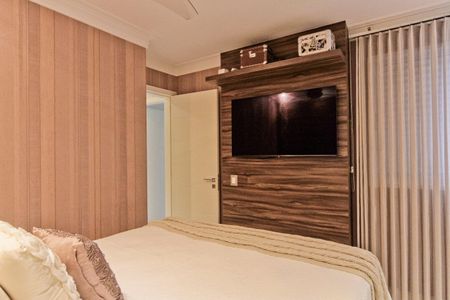 Apartamento à venda com 130m², 3 quartos e 4 vagas Apartamento à venda com 130m², 3 quartos e 4 vagasSuíte 3