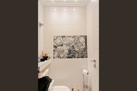 Apartamento à venda com 130m², 3 quartos e 4 vagas Apartamento à venda com 130m², 3 quartos e 4 vagasLavabo