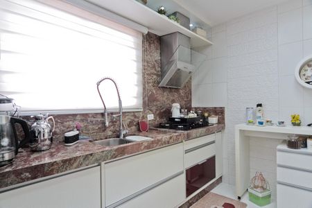 Apartamento à venda com 130m², 3 quartos e 4 vagas Apartamento à venda com 130m², 3 quartos e 4 vagasCozinha