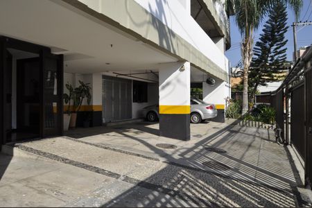 Apartamento à venda com 80m², 2 quartos e 1 vagaÁrea comum