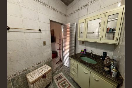 Casa à venda com 160m², 4 quartos e 3 vagas Casa à venda com 160m², 4 quartos e 3 vagasFoto 02