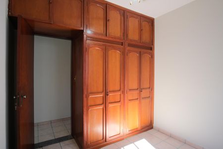 Casa para alugar com 200m², 3 quartos e 2 vagasQuarto 1