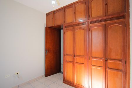 Casa para alugar com 200m², 3 quartos e 2 vagasQuarto 1