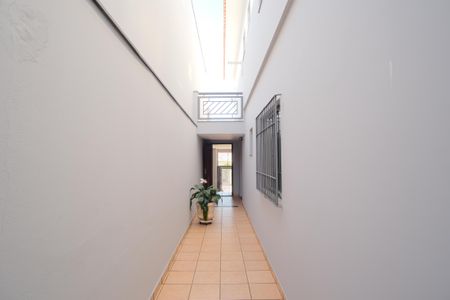 Casa para alugar com 200m², 3 quartos e 2 vagasQuintal