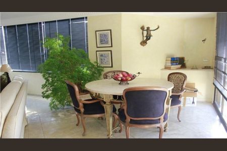 Apartamento à venda com 350m², 4 quartos e 3 vagas