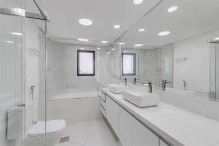 Apartamento à venda com 311m², 4 quartos e 4 vagas