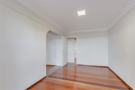 Apartamento à venda com 311m², 4 quartos e 4 vagas