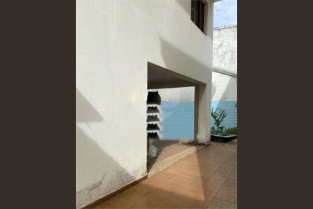 Casa à venda com 289m², 3 quartos e 4 vagas