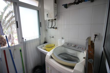 Apartamento à venda com 80m², 3 quartos e 2 vagasCozinha e Área de Serviço