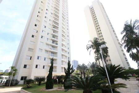 Apartamento à venda com 80m², 3 quartos e 2 vagasFachada