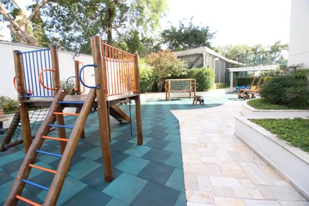 Apartamento à venda com 80m², 3 quartos e 2 vagasÁrea comum - Playground
