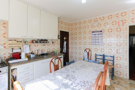 Casa à venda com 270m², 3 quartos e 3 vagasCozinha