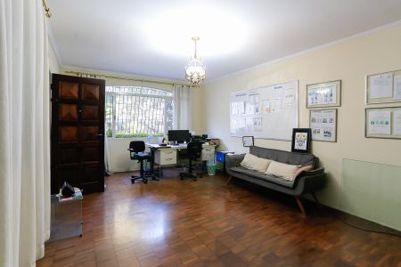 Casa à venda com 270m², 3 quartos e 3 vagasSala