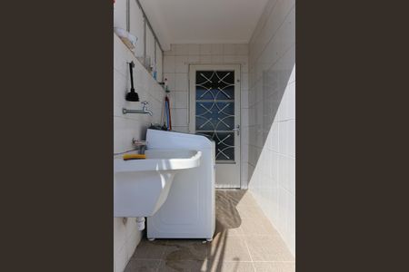 Casa à venda com 270m², 3 quartos e 3 vagasÁrea de Serviço