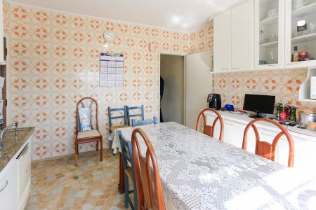 Casa à venda com 270m², 3 quartos e 3 vagasCozinha