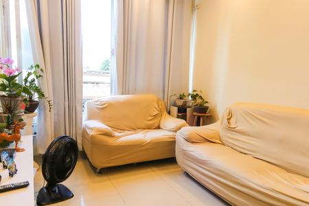 Apartamento à venda com 93m², 3 quartos e 1 vaga Apartamento à venda com 93m², 3 quartos e 1 vagaSala