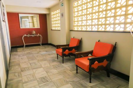 Apartamento à venda com 93m², 3 quartos e 1 vaga Apartamento à venda com 93m², 3 quartos e 1 vagaHall social