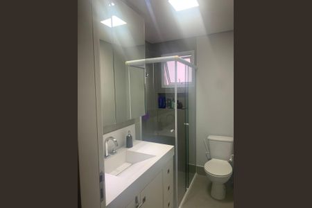 Apartamento à venda com 107m², 3 quartos e 3 vagas Apartamento à venda com 107m², 3 quartos e 3 vagasBanheiro