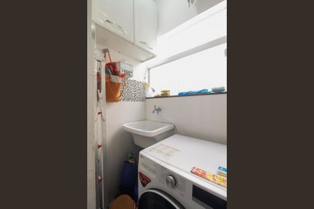 Casa de condomínio à venda com 45m², 2 quartos e 1 vaga Casa de condomínio à venda com 45m², 2 quartos e 1 vagaÁrea de Serviço