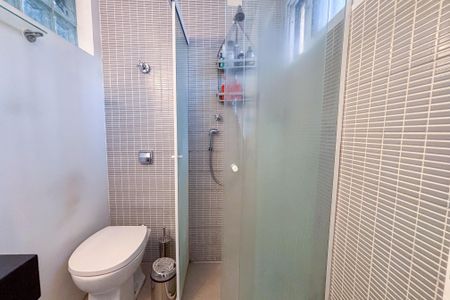 Apartamento à venda com 45m², 1 quarto e sem vaga Apartamento à venda com 45m², 1 quarto e sem vagaBanheiro