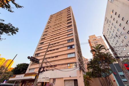 Apartamento à venda com 45m², 1 quarto e sem vaga Apartamento à venda com 45m², 1 quarto e sem vagaFachada