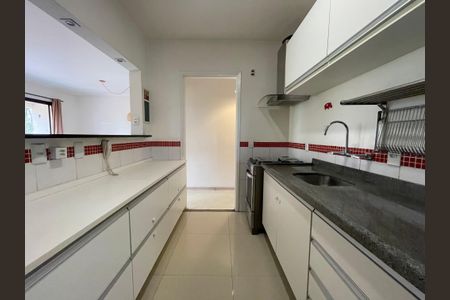 Apartamento para alugar com 91m², 3 quartos e 2 vagas Apartamento para alugar com 91m², 3 quartos e 2 vagasCozinha